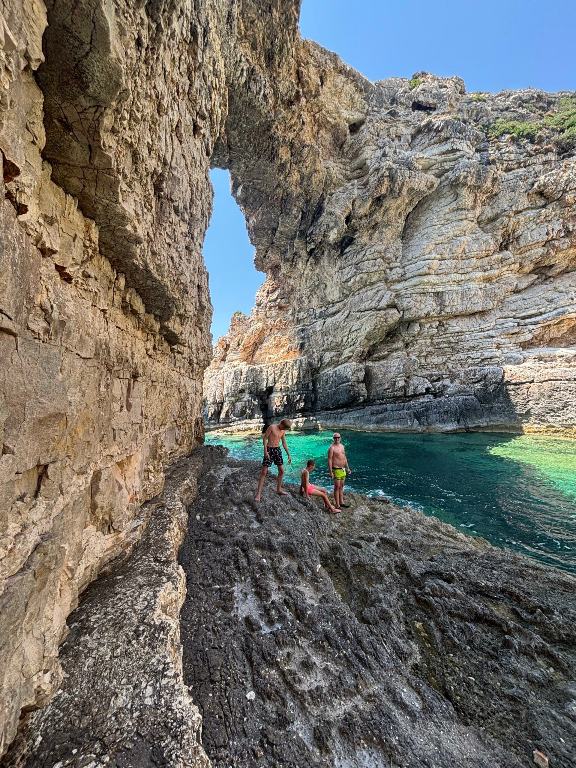 Tripitos Arch